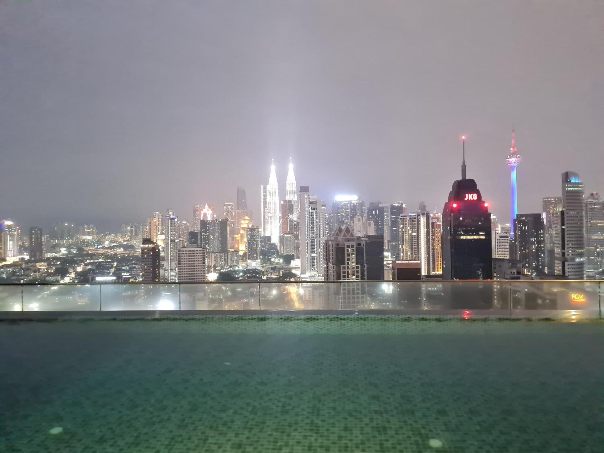 Regalia Skypool 969 Apartment Kuala Lumpur Bagian luar foto
